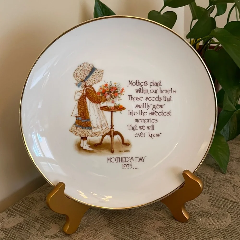 Holly Hobbie Plate
